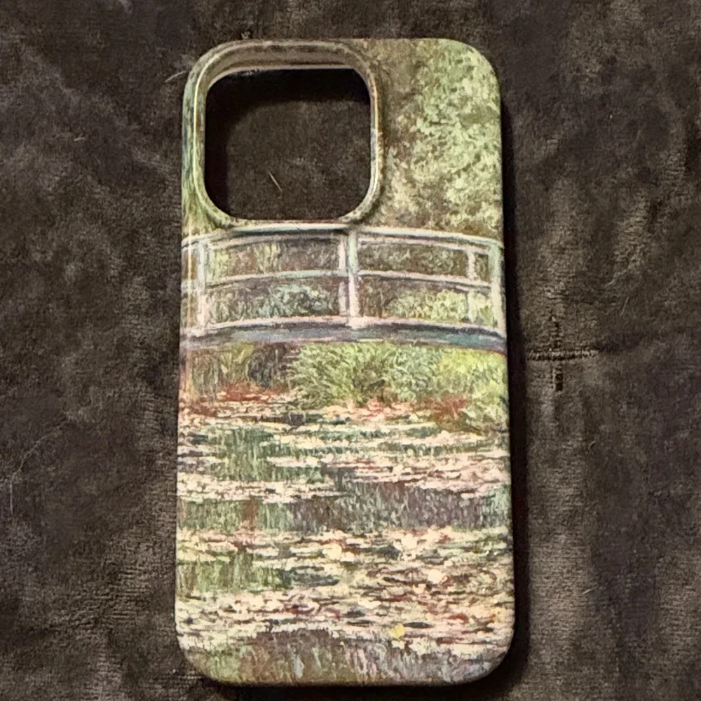 Monet’s Bridge Casely Limited Edition Case